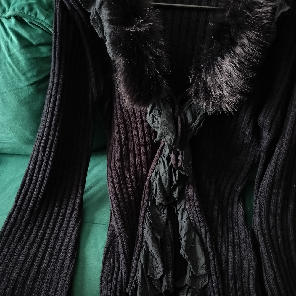 ROMWE Black Cardigan with Faux Fur Trim